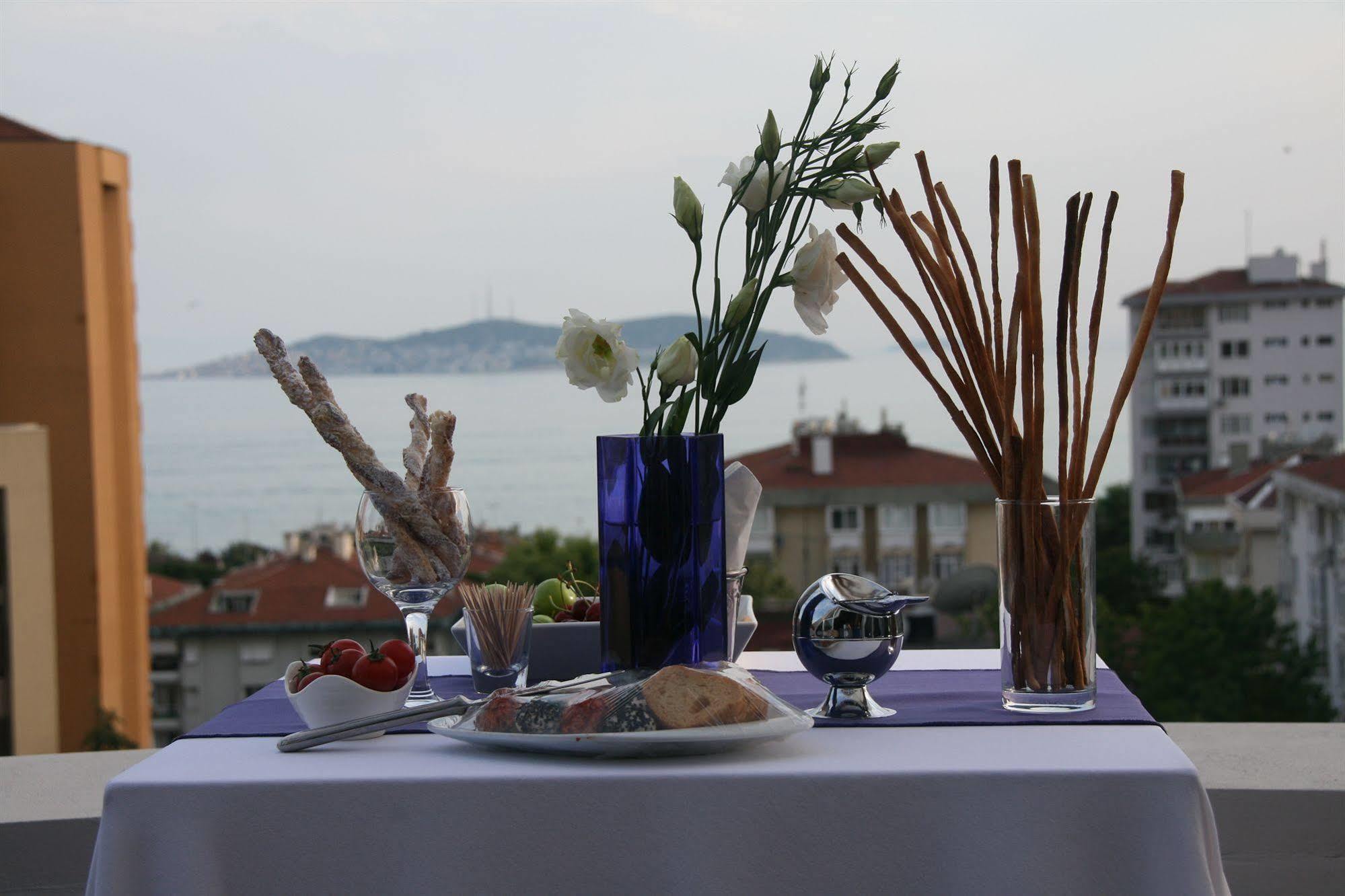 One Istanbul Hotel Suadiye Esterno foto
